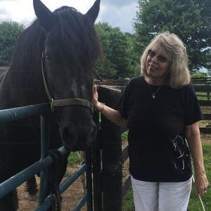 Meet your Posher, Anne